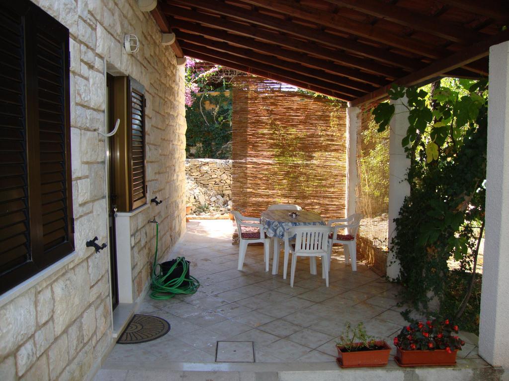 Apartments Boljat Supetar Habitación foto