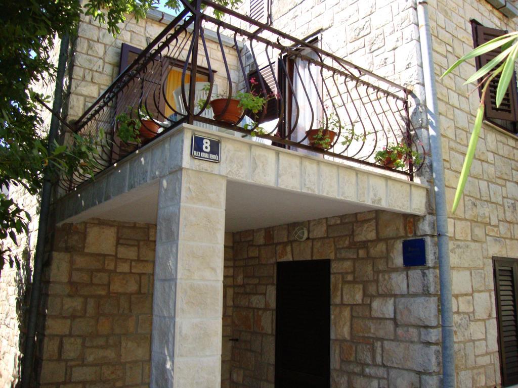 Apartments Boljat Supetar Habitación foto